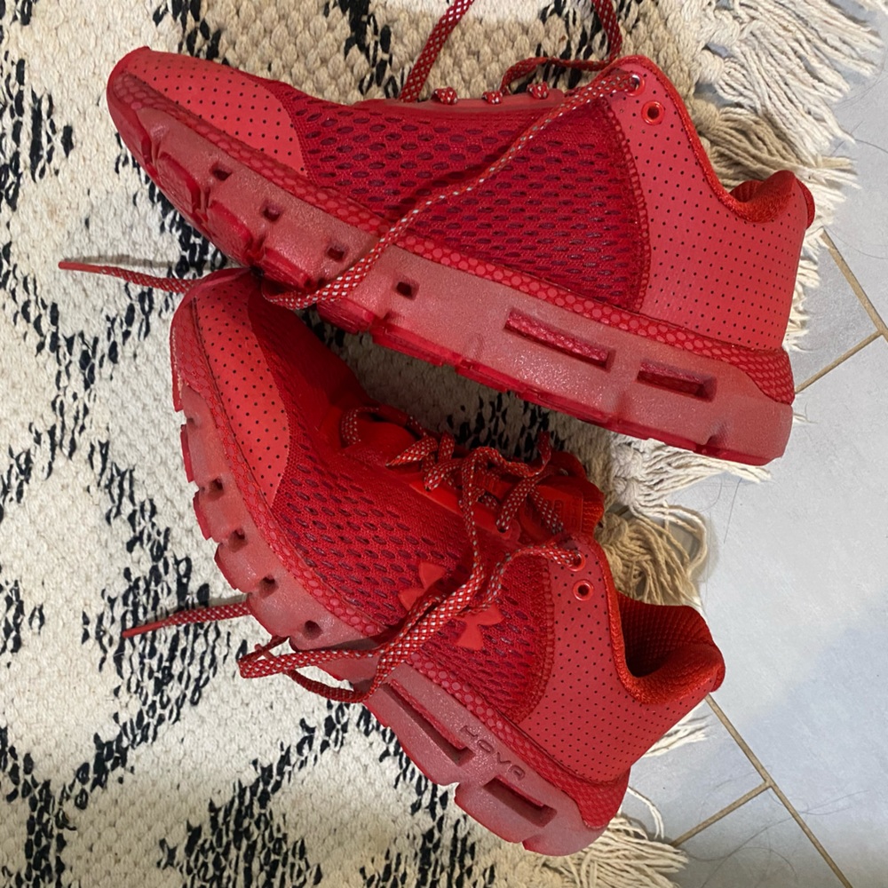 Womens Under Armour HOVR infinite 7